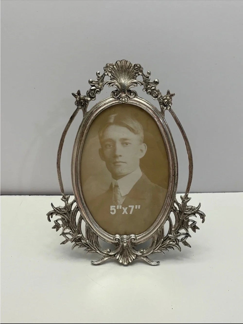 Vintage Oval Silver plate Ornate Picture Frame